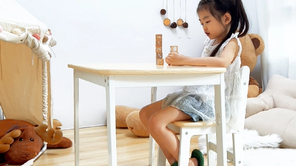 children table and chairs